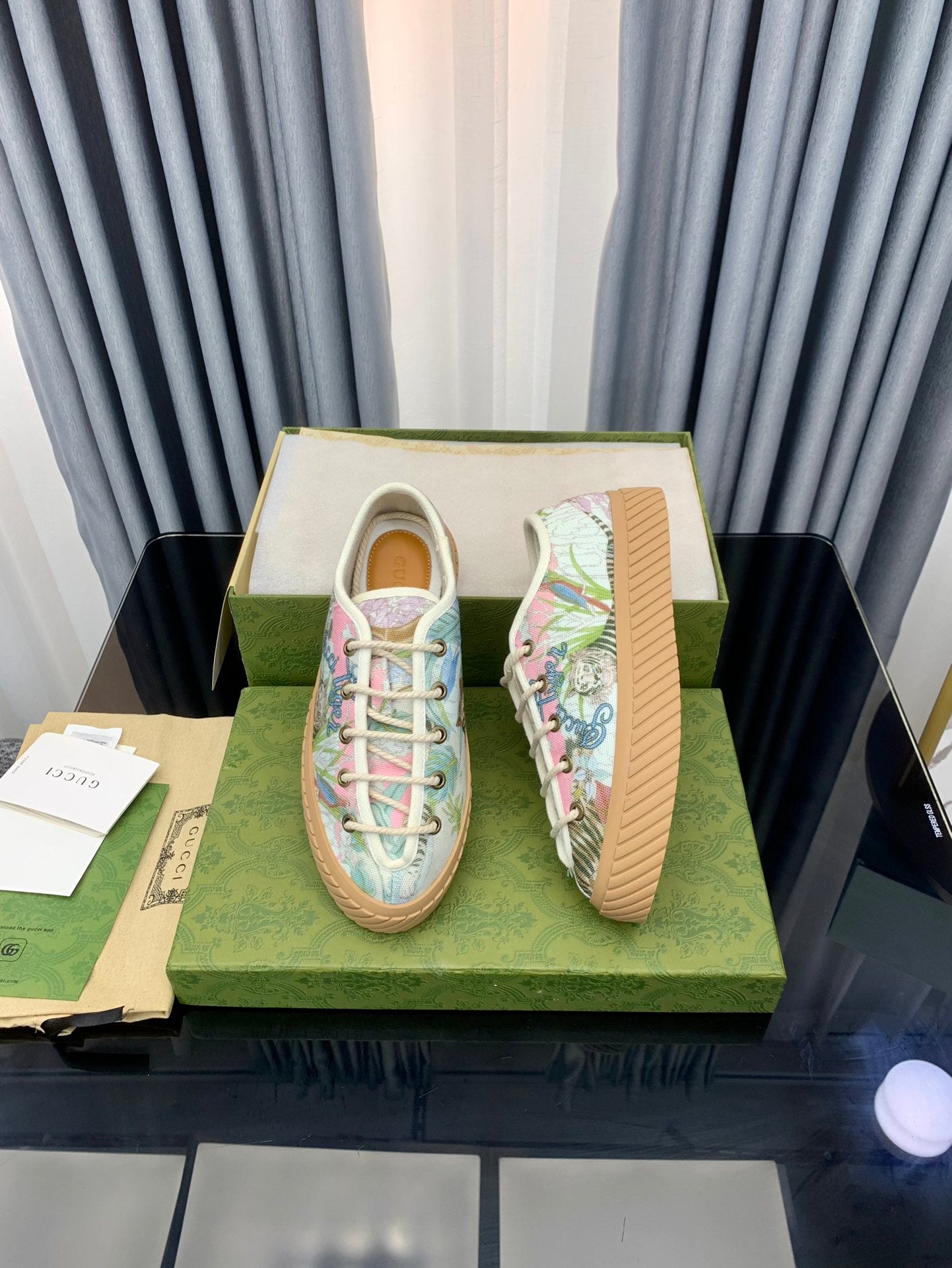 GG UNIQUE SNEAKER THICK-SOLE GRASS MOTIF CANVAS