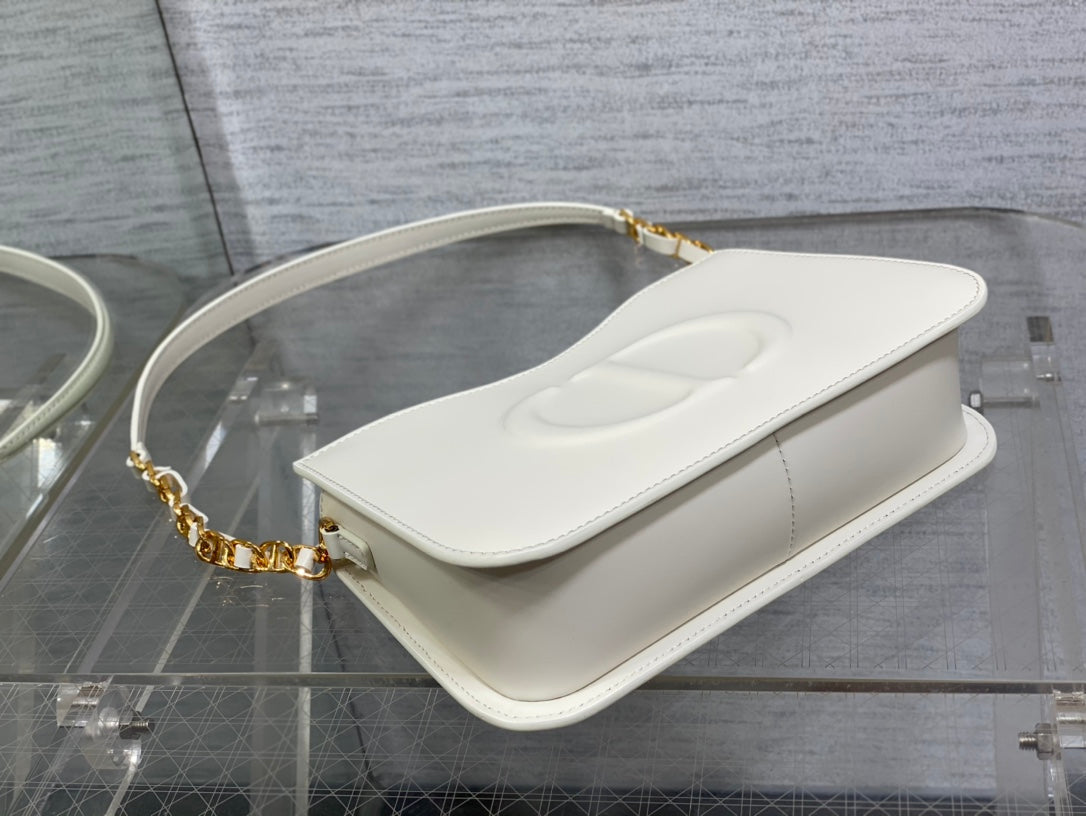 HOBO SIGNATURE 23 BAG IN WHITE LAMBSKIN