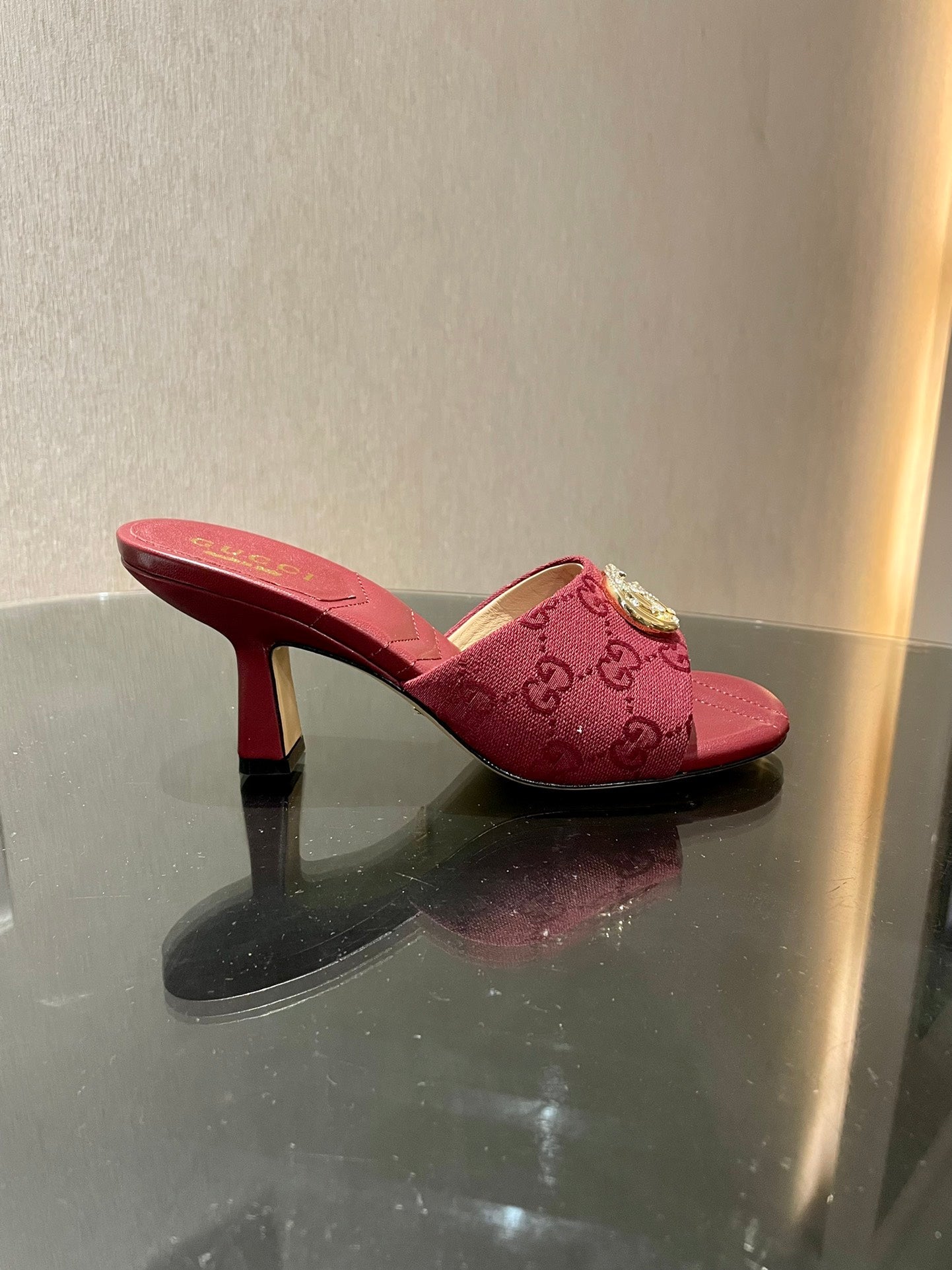 GG HIGH HEELS 70 IN RED LAMBSKIN AND FABRIC GOLD HARDWARE WITH CRYSTALS