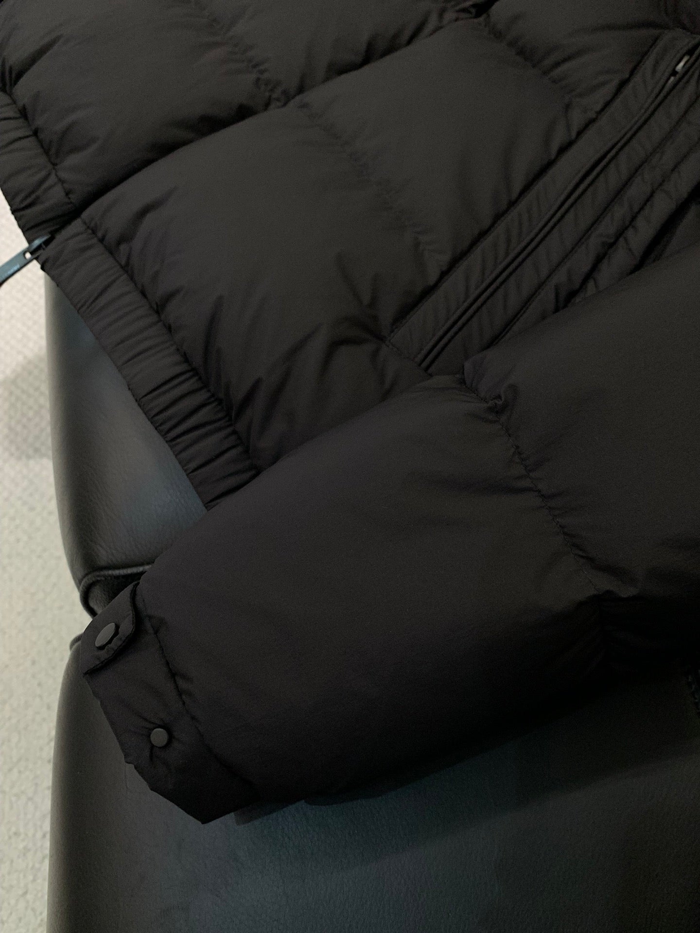 Moncler Style Down Puffer Hooded Jacket – Style 262