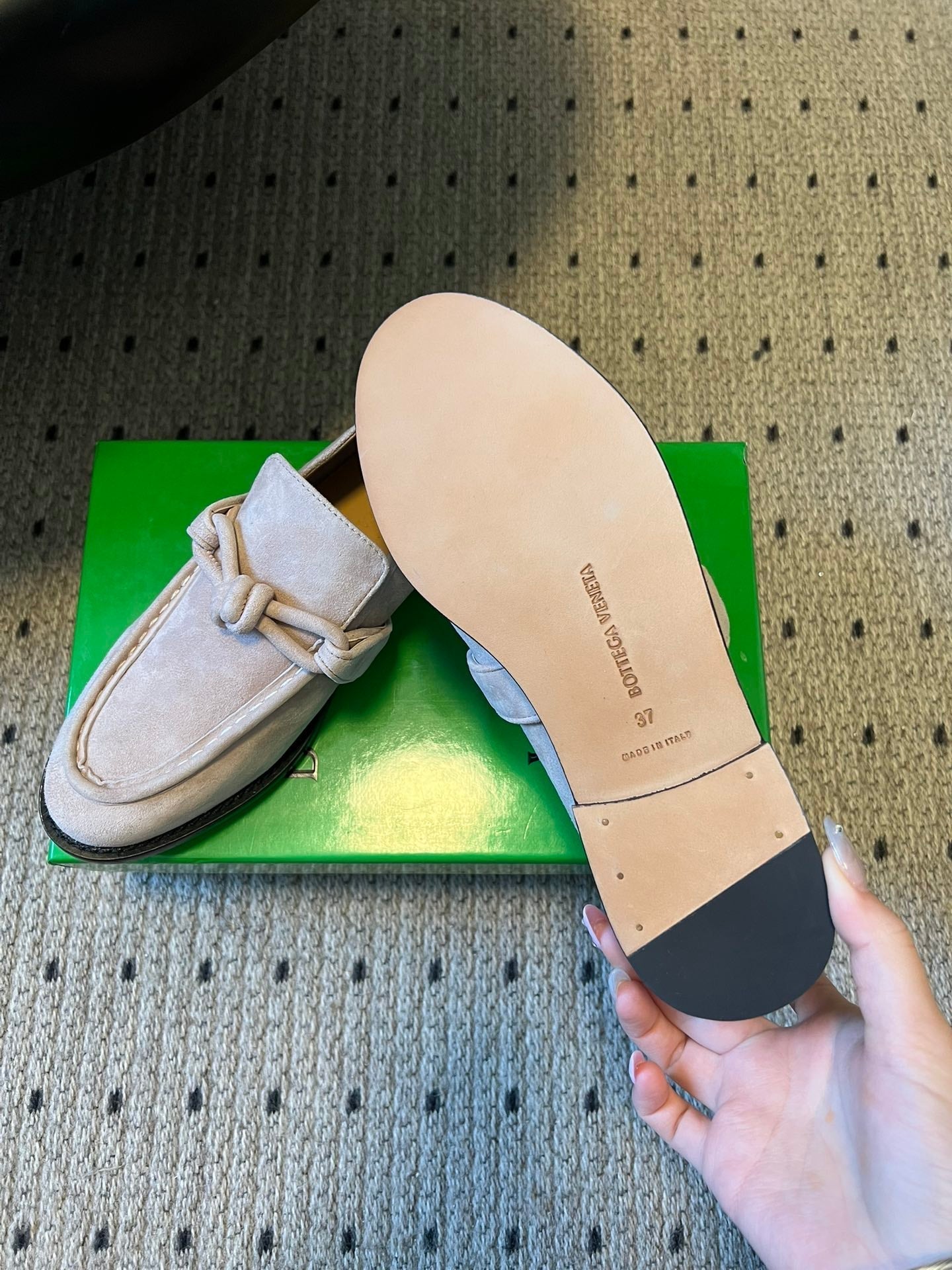 BOTTEGA VENETA 26S LOAFERS IN LIGHT BEIGE SUEDE