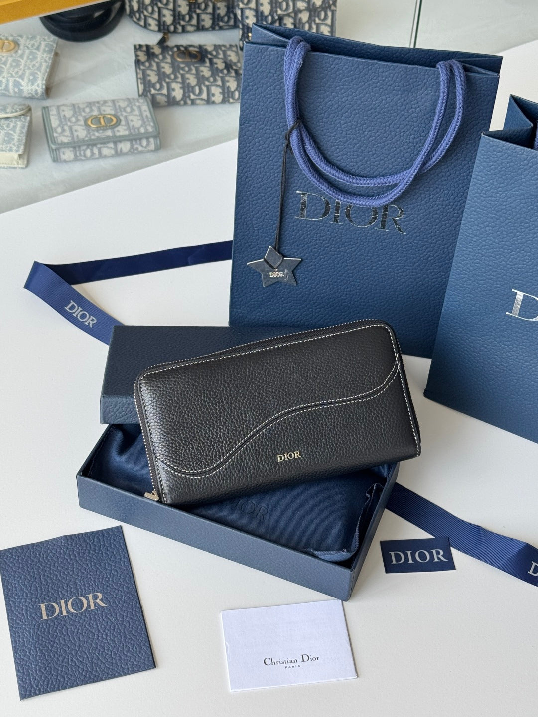 DIOR 25S SADDLE LONG ZIPPED WALLET 19 IN BLACK GRAINED CALFSKIN MARQUETRY