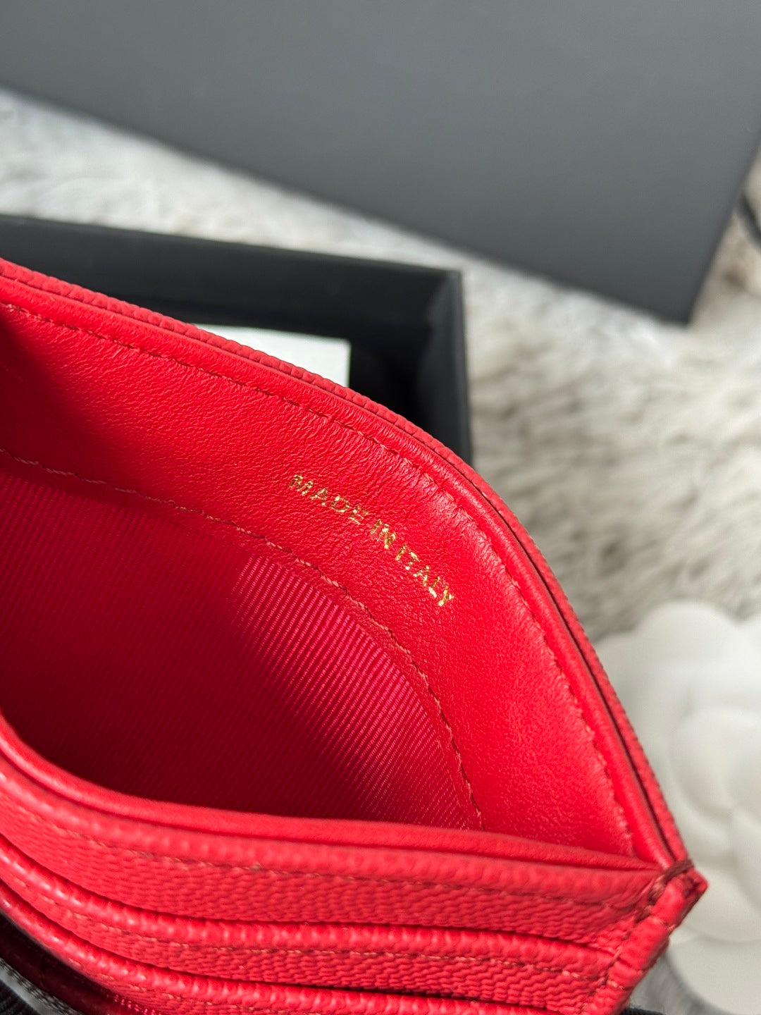 CHANEL 25S CARD HOLDER 11 IN VIVID RED CAVIAR GOLD HARDWARE