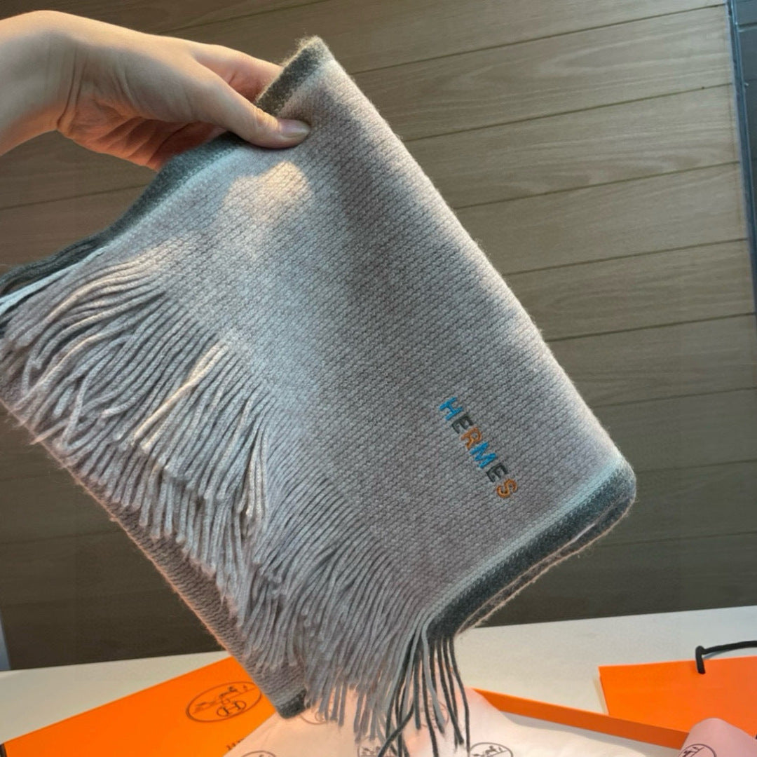 HERMES 25S SCARF 180 IN CASHMERE 989877