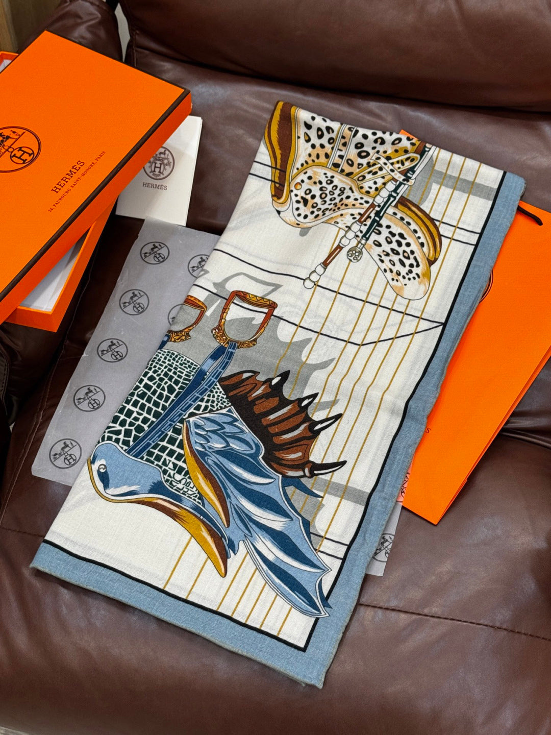HERMES 25S SCARF 140 IN SILK CASHMERE 989488