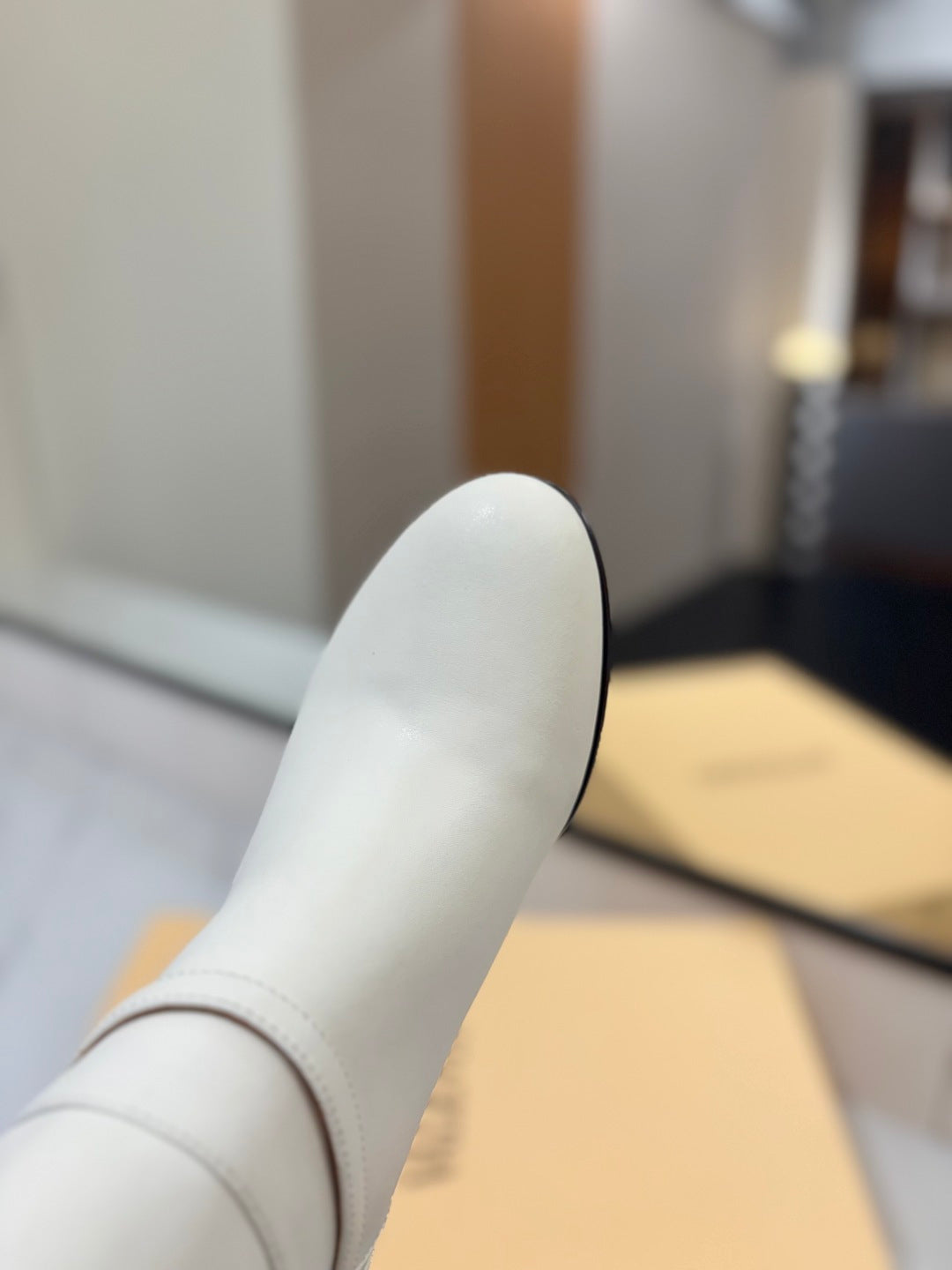 VALENTINO 25S GARAVANI PATTIE KNEE-HIGH BOOTS 80 MM IN WHITE CALFSKIN