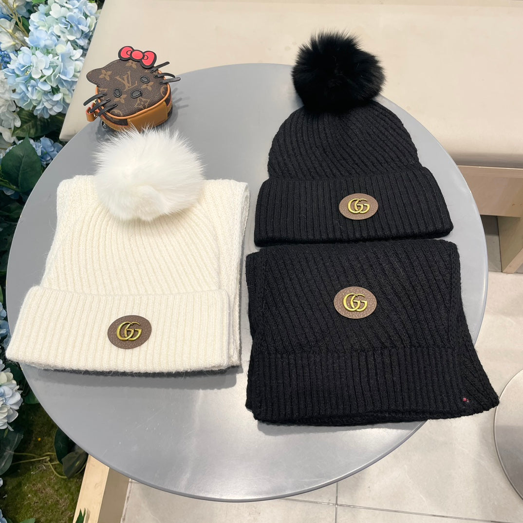 SET SCARF AND HAT IN BLACK WOOL 414779