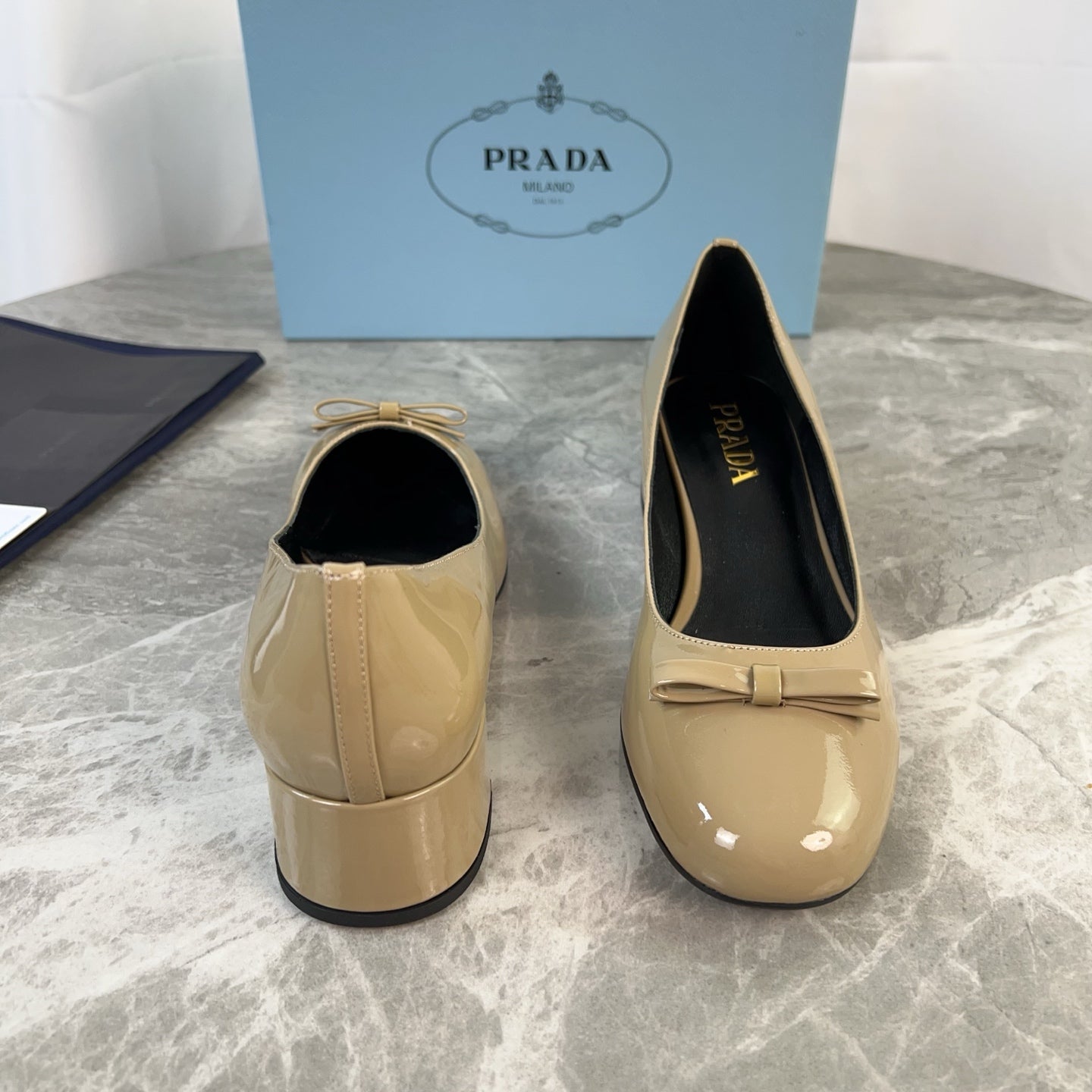 PRADA 25S LOW HEELS SLIP ON BOW 45MM IN GOLDEN BEIGE GLOSSY CALFSKIN