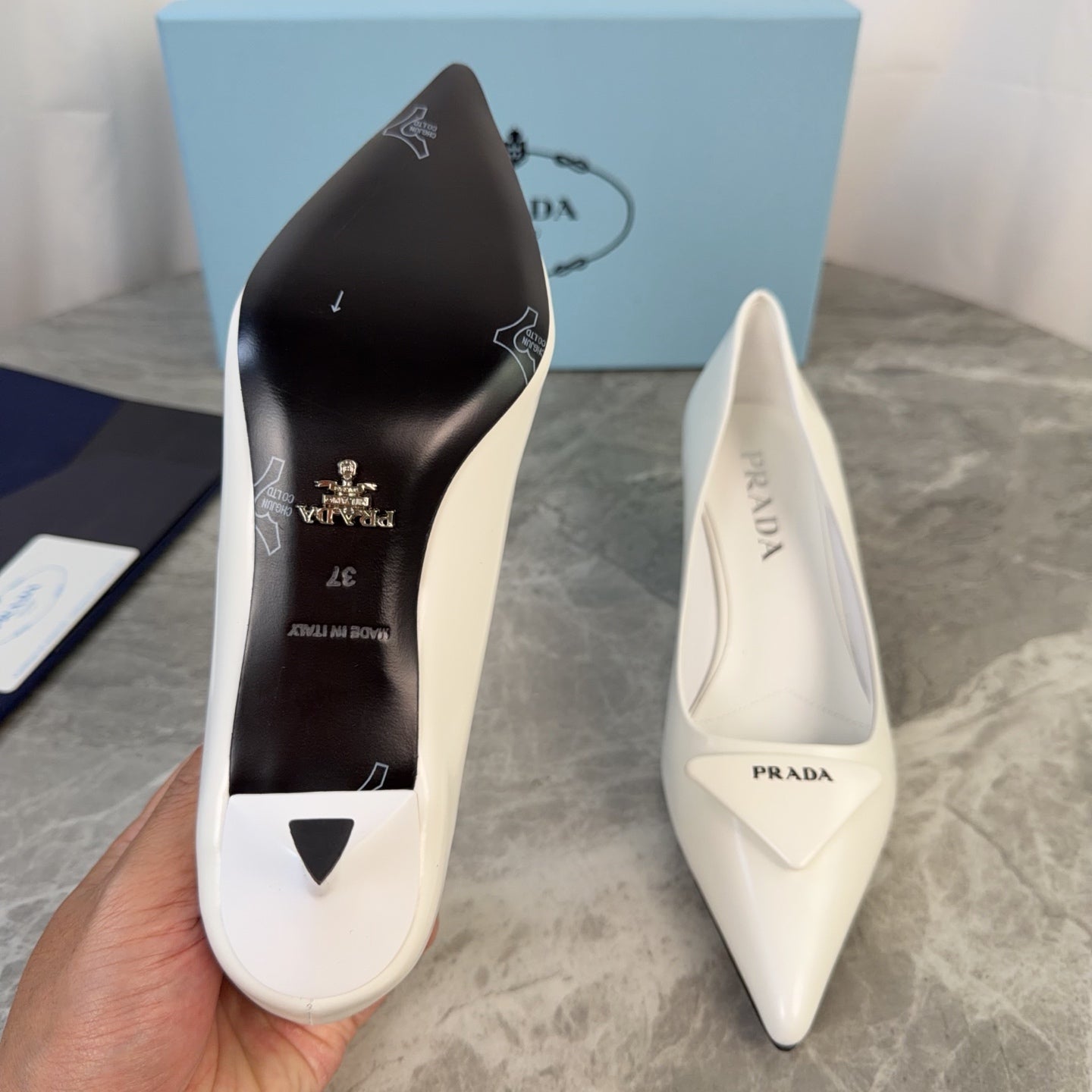 PRADA 25S POINTED-TOE HIGH HEELS 55 MM IN WHITE GLOSSY LAMBSKIN