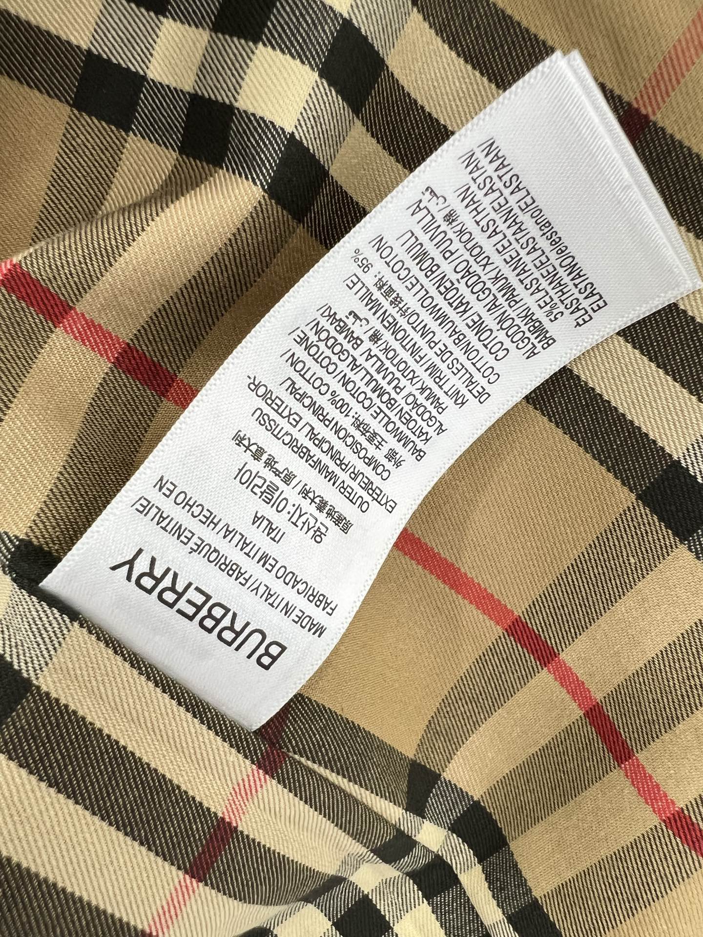 Burberry Style Windbreaker Trench Coat– Style 276