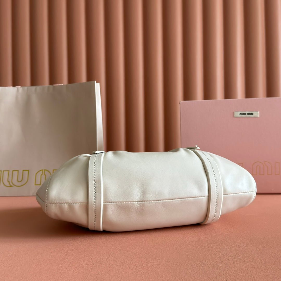 MIUMIU 26S JOIE HAND BAG 32 IN WHITE SHINY LAMBSKIN GOLD HARDWARE