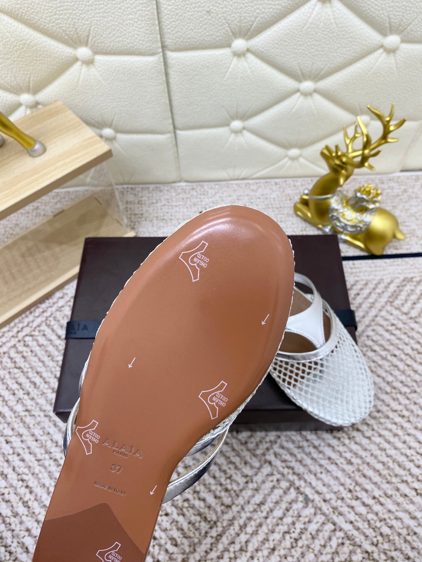 ALAIA BREATHABLE FLAT-TOE MULES 25S IN SILVER CALFSKIN