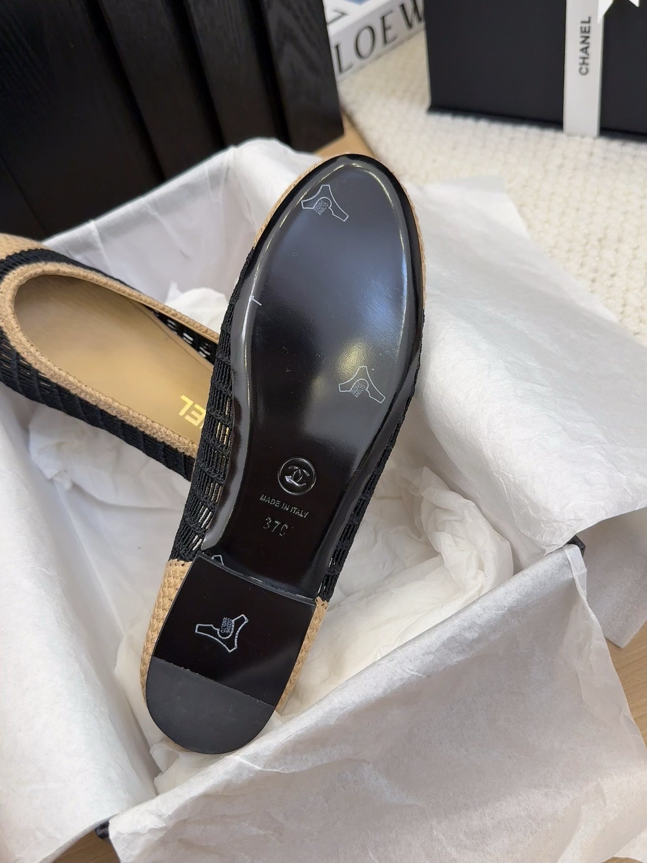 CC 25 Ballet Flat Beige Black Raffia