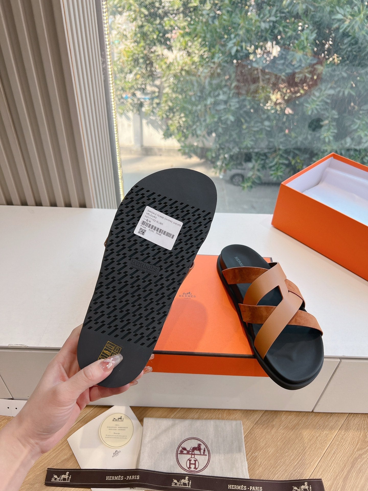 KAZIMIR SANDAL IN BRONZE BROWN CALFSKIN AND SUEDE