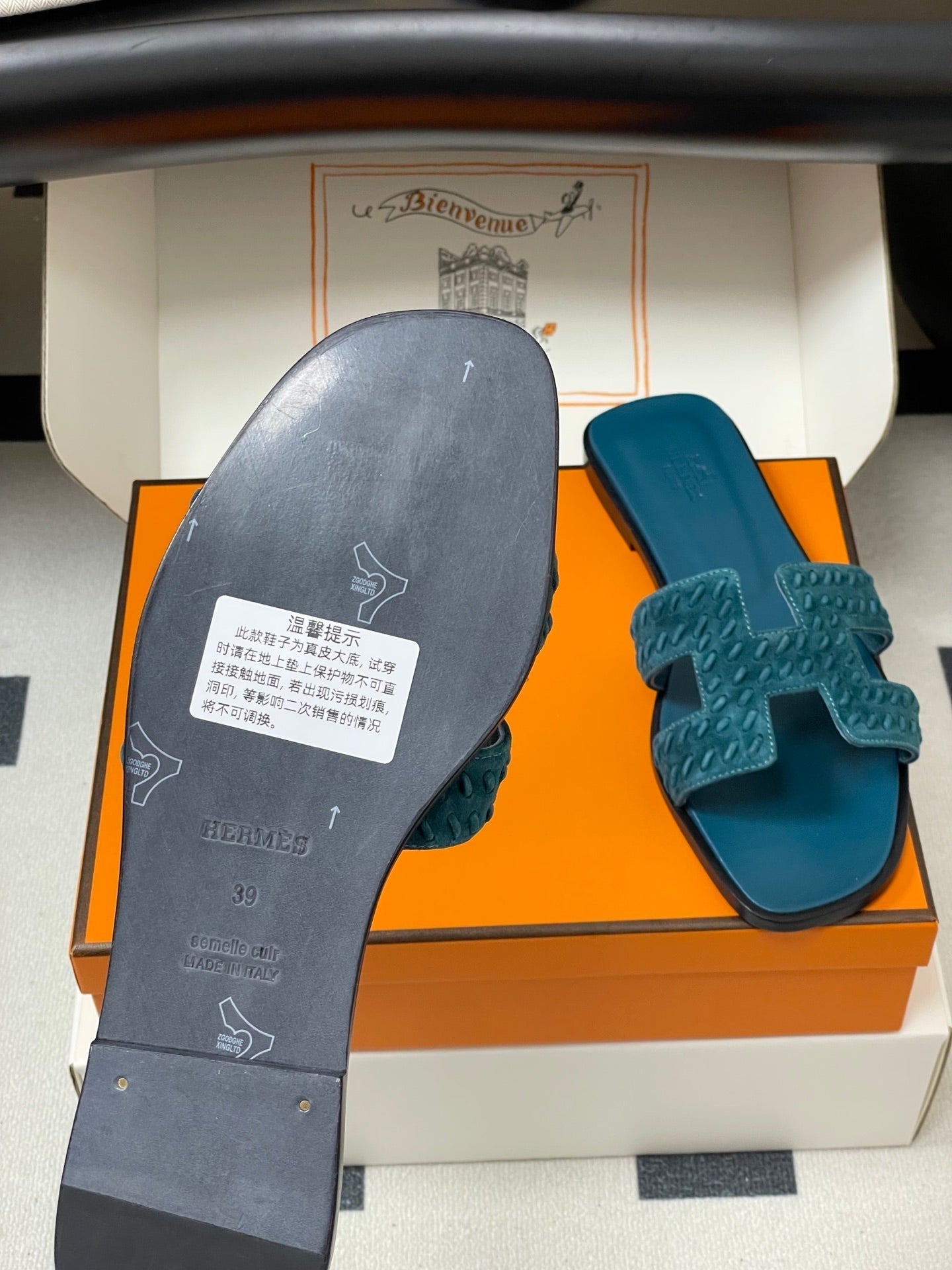 HM 25S ORAN SANDAL IN DARK BLUE SUEDE AND LAMBSKIN