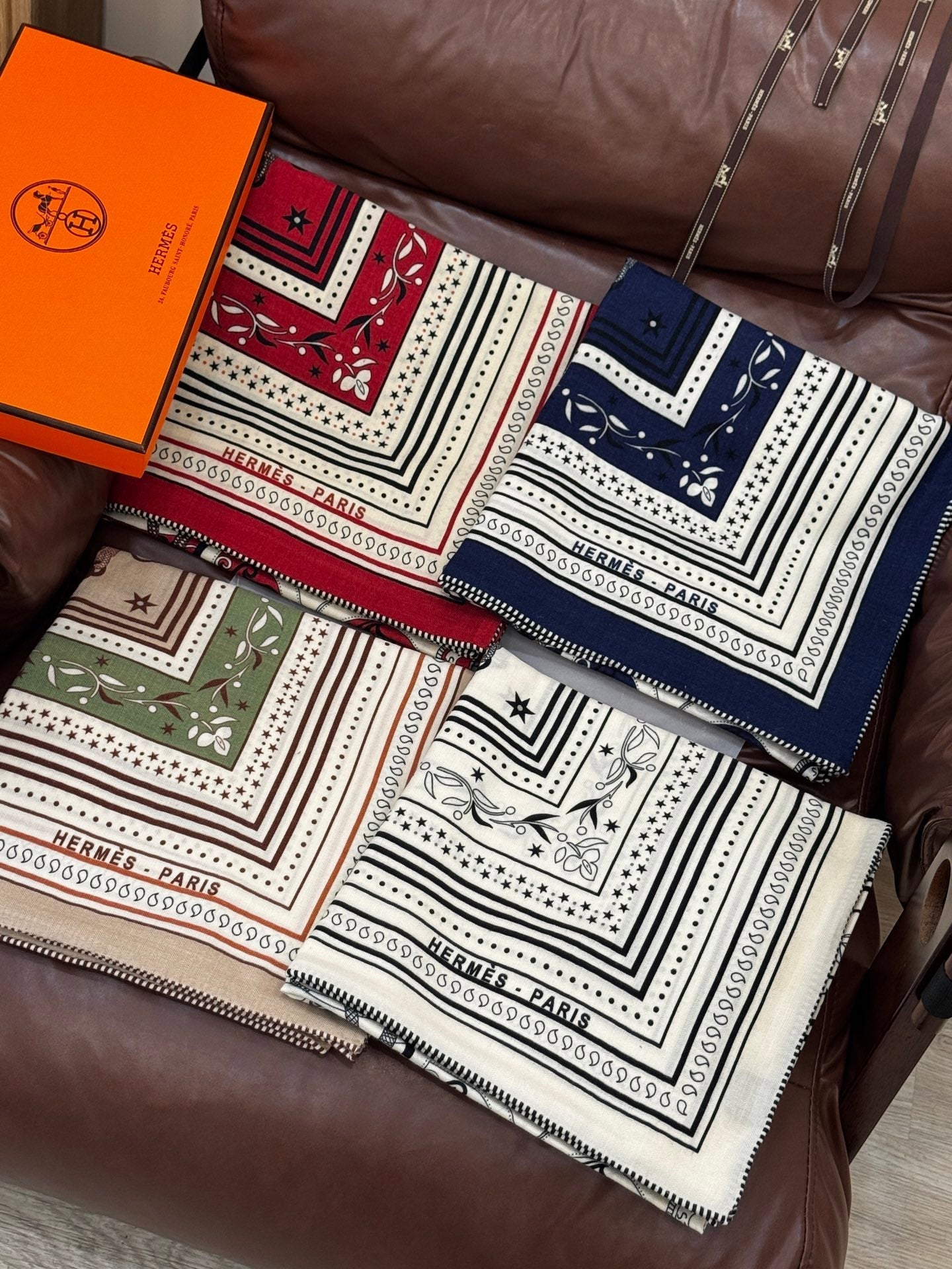 HERMES 25S SCARF 140 IN CASHMERE SILK 727316