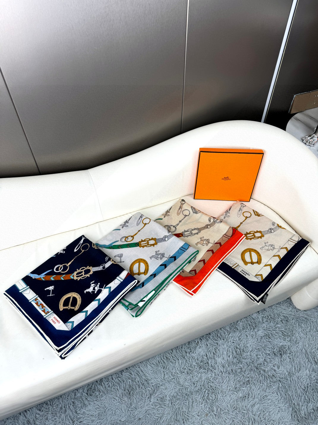 HERMES 25S SCARF 135 IN CASHMERE SILK 737310