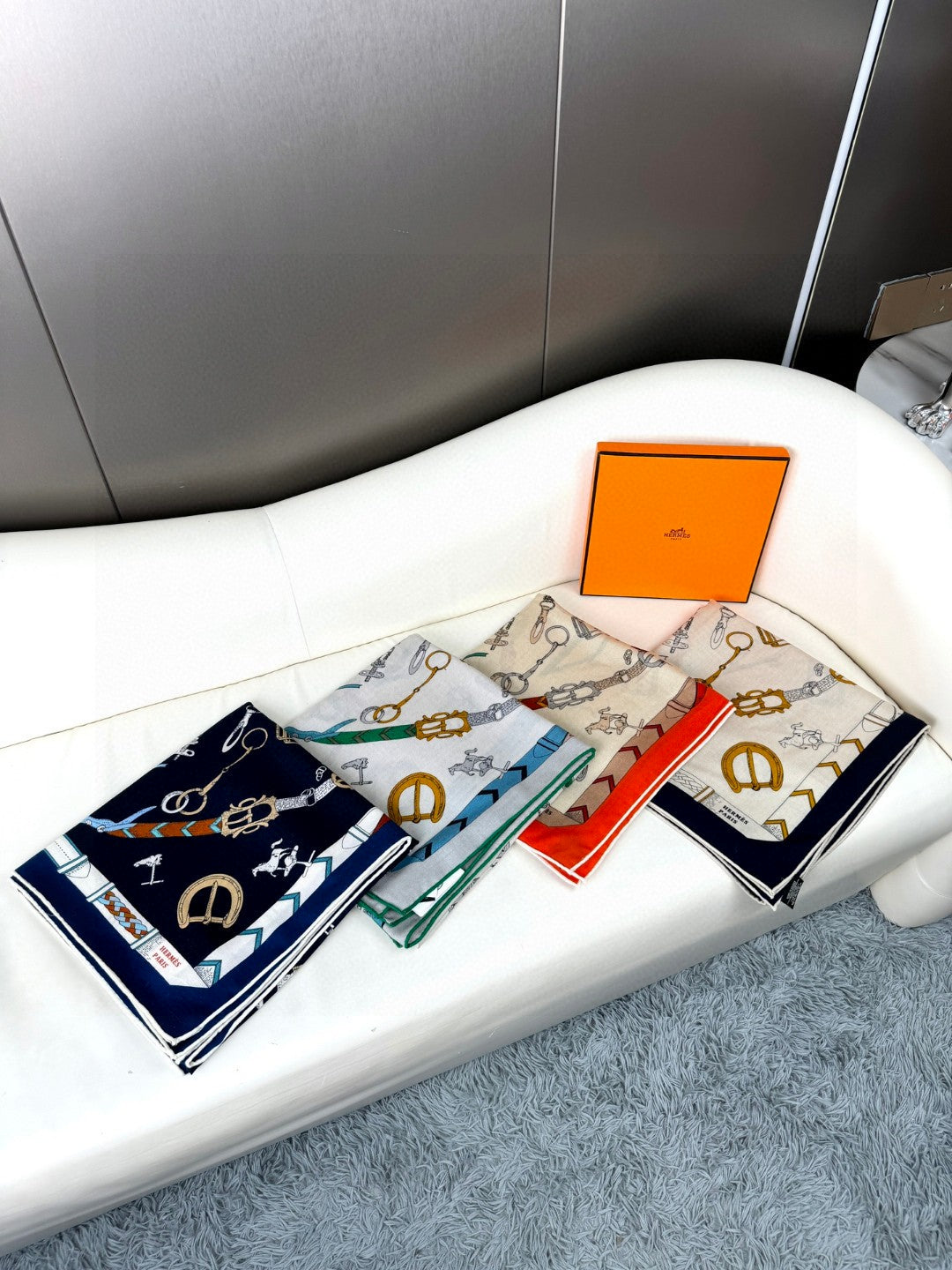 HERMES 25S SCARF 135 IN CASHMERE SILK 737311