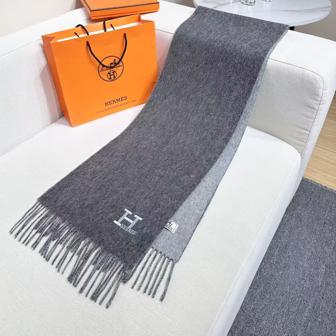 HERMES 25S SCARF 190 IN CASHMERE 986002