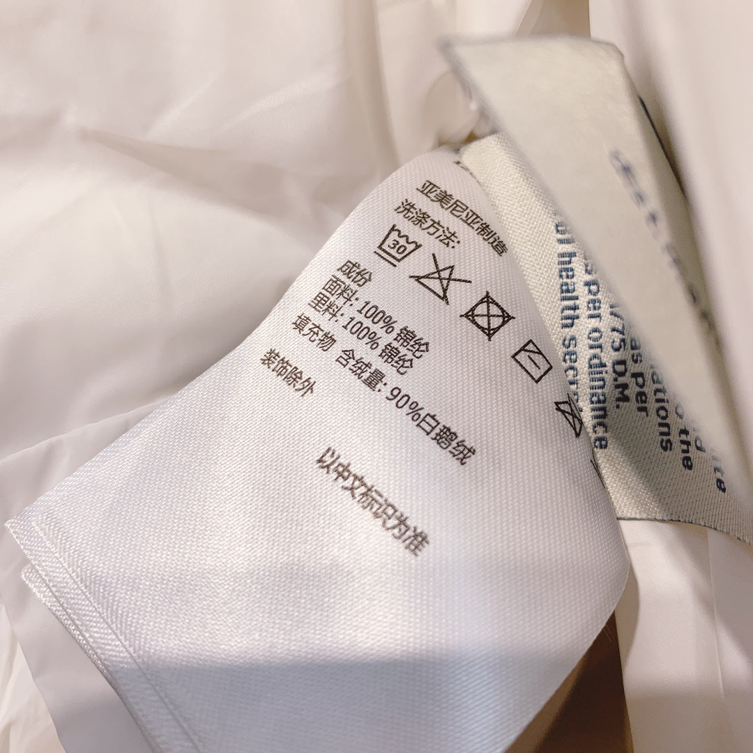 Women’s Luxury Moncler-Style Quilted Down Jacket with Wool Fur Trim White-Style228