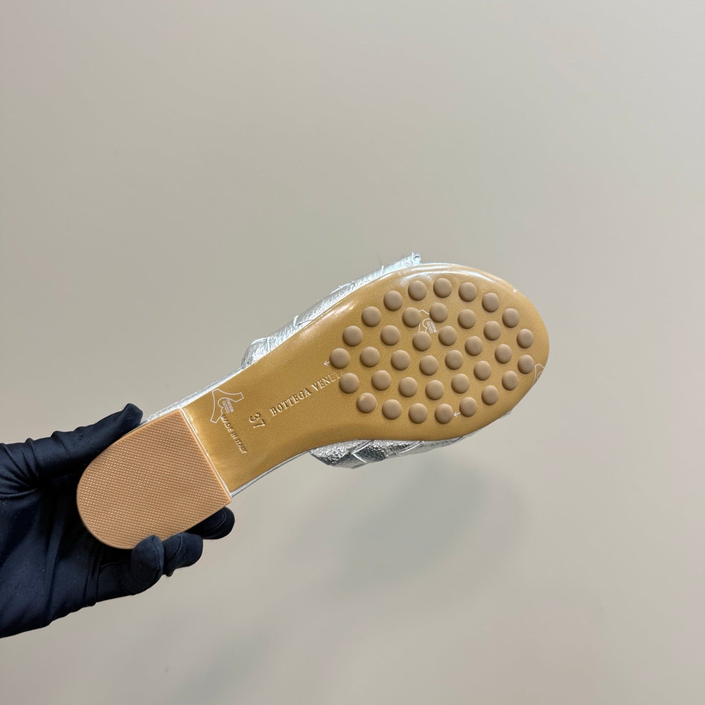 BLINK FLAT MULE IN SILVER INTRECCIATO LEATHER