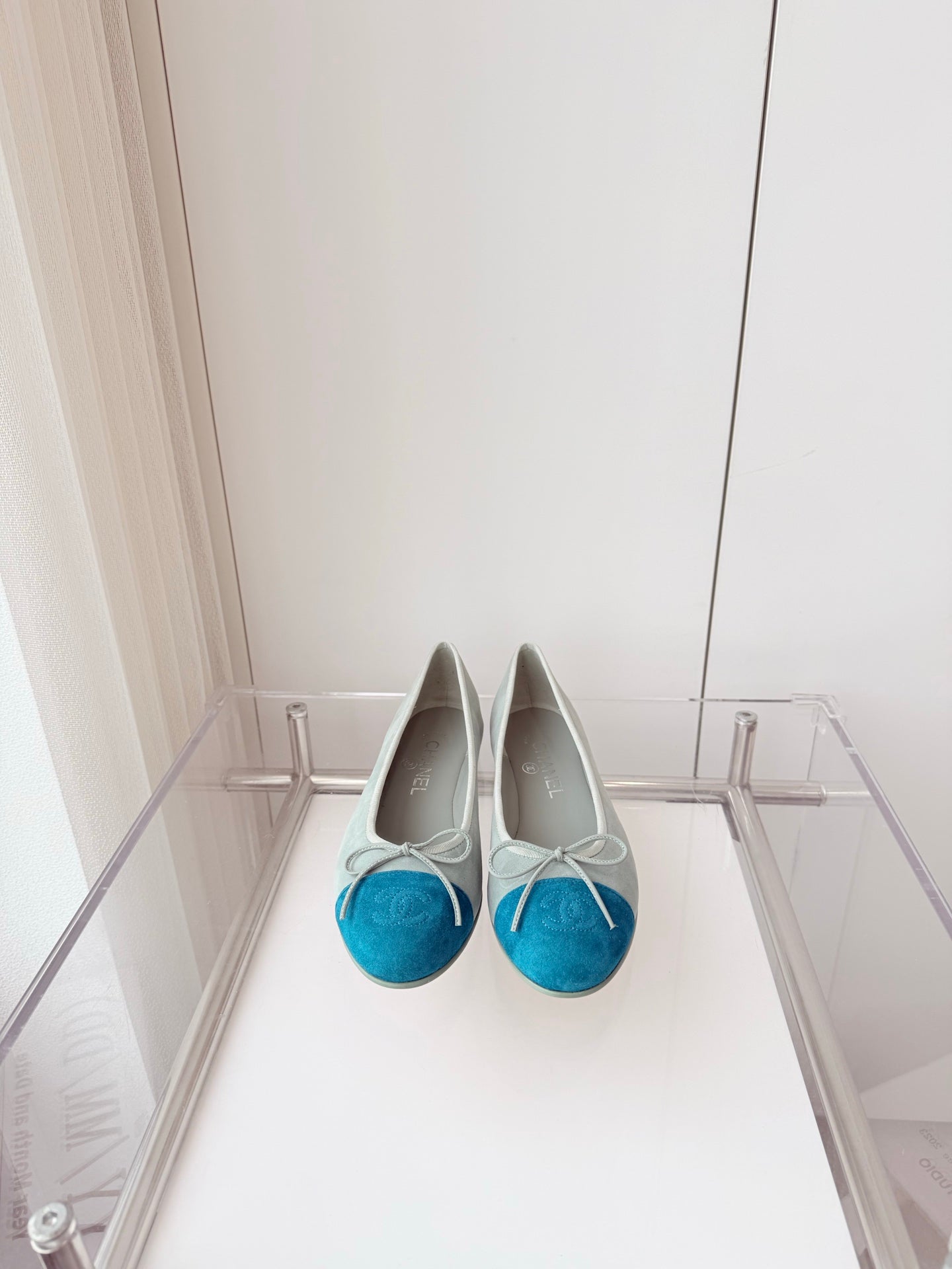 BALLET FLAT IN CERULEAN BLUE MIX PEARL GRAY SUEDE