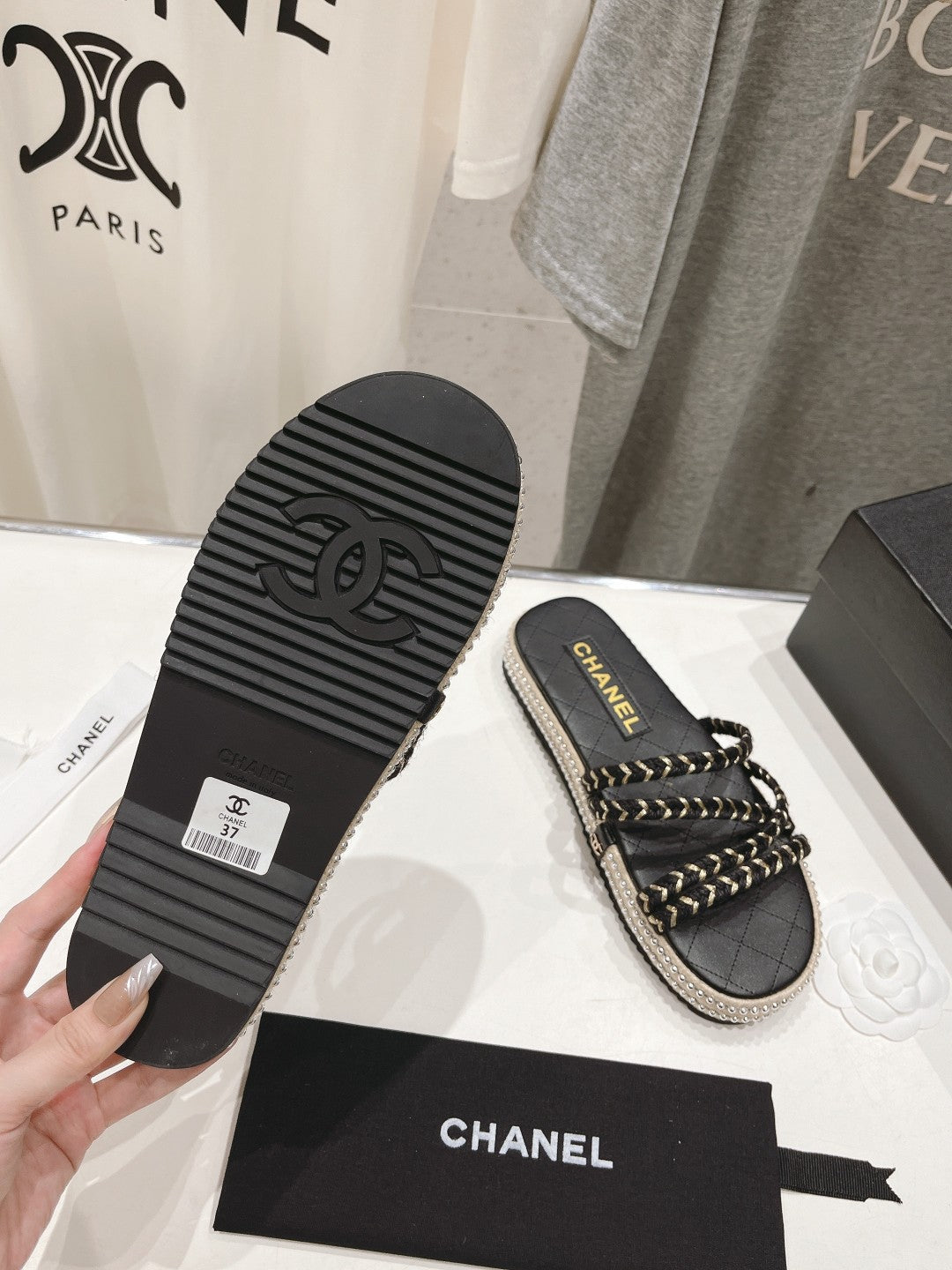 WOVEN STRAP SLIPPERS IN BLACK LAMBSKIN