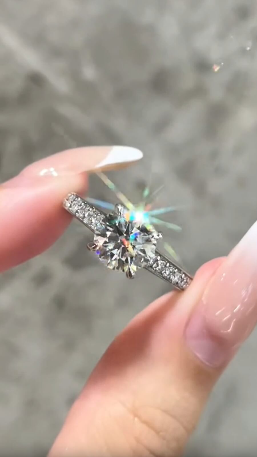 1.50ct Lab-Grown Diamond Style-Halo Ring Four-prong | IGI Certified | PT950 Platinum