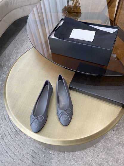 BALLET FLATS GREY GRAINED CALFSKIN