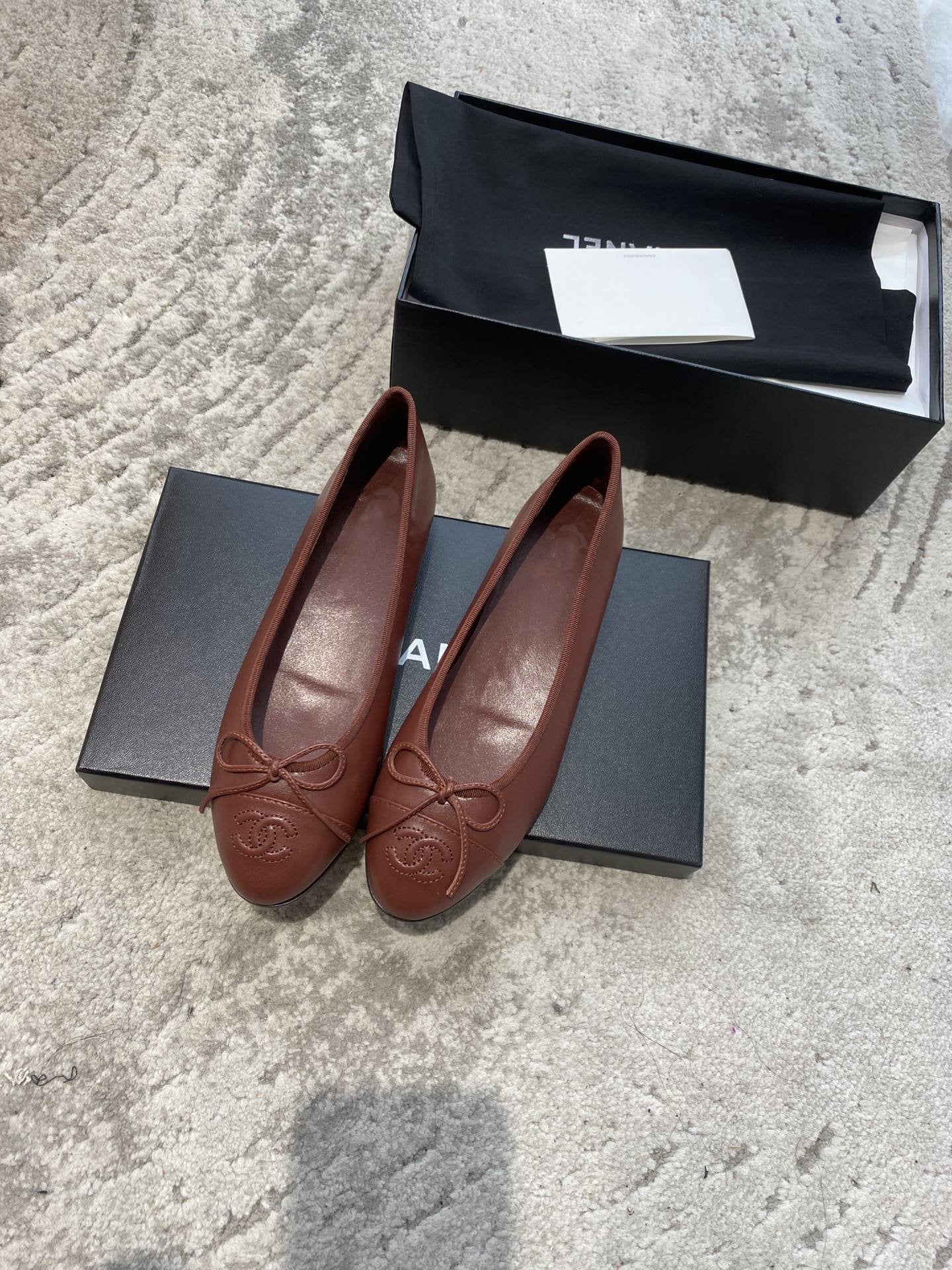 BALLET FLATS BURGUNDY LAMBSKIN