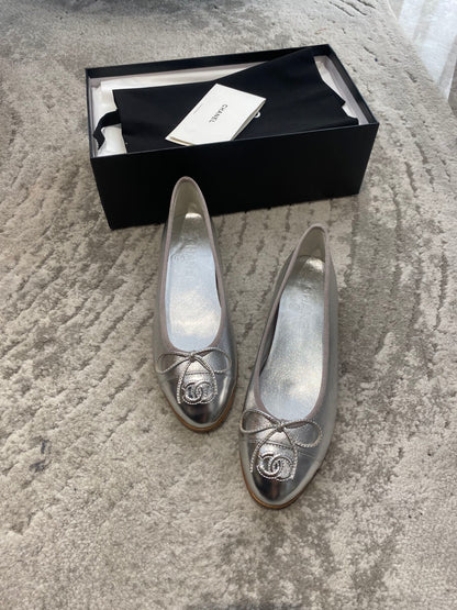 BALLET FLATS SILVER LAMBSKIN