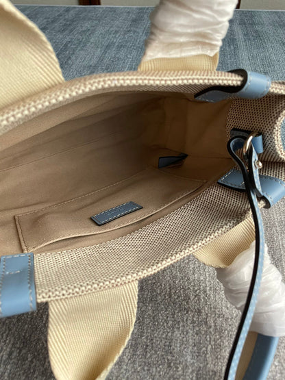 SMALL STRAP WOODY TOTE BAG 26.5 IN BEIGE LINEN CANVAS BLACK WEBBING LOGO EMBROIDER BLUE CALFSKIN