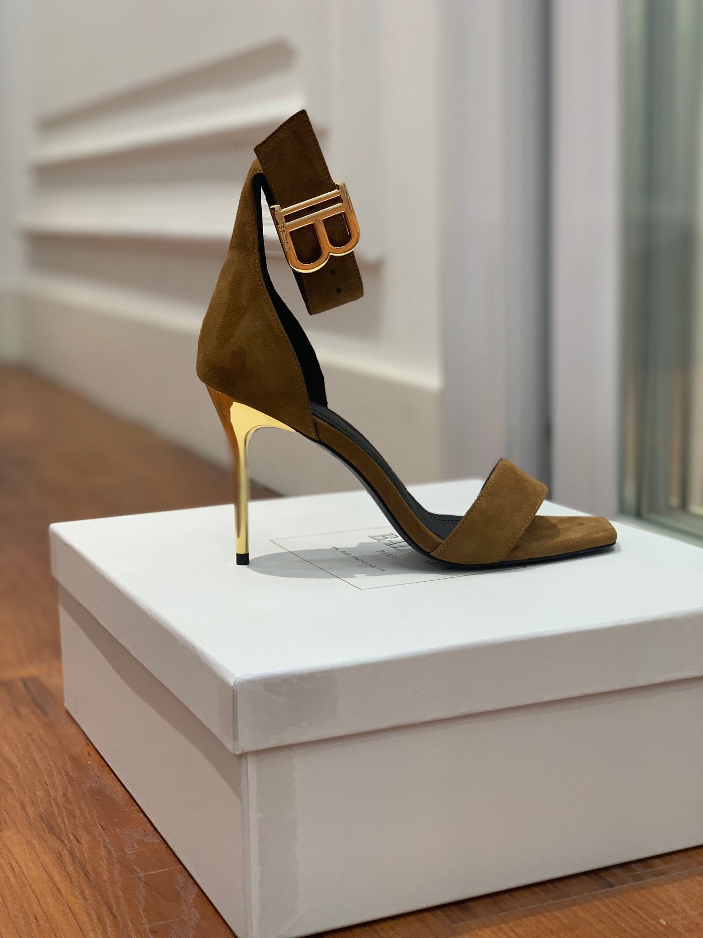 BALMAIN 25S THIN STRAP HIGH HEELS 105MM IN DARK BROWN SUEDE GOLD HARDWARE