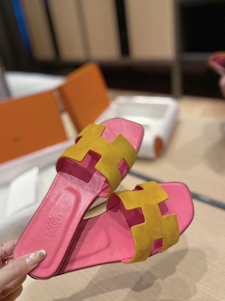 0RAN SANDALS IN DIJON YELLOW SUEDE AND DEEP PINK CALFSKIN