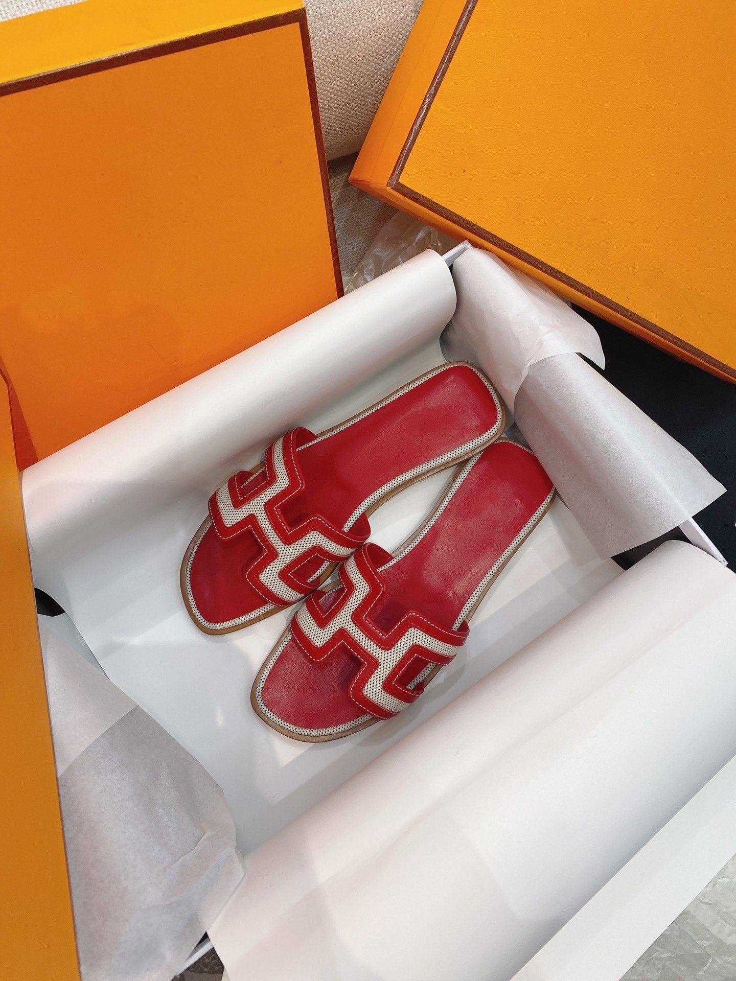 0ran Sandal Red Leather