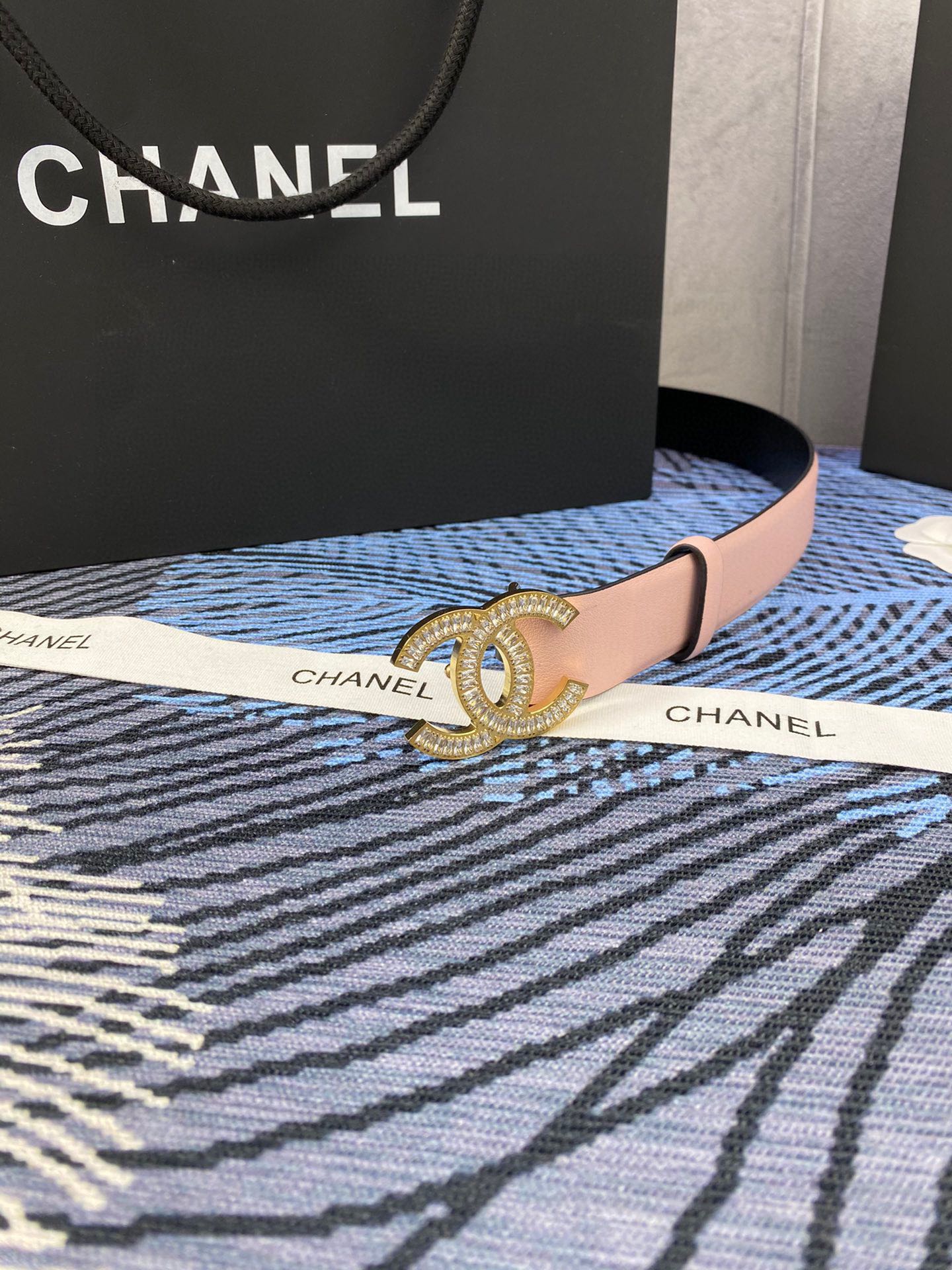 CHANEL 25S BELT 30 MM IN LIGHT PINK CALFSKIN WITH GOLD HARDWARE 615095