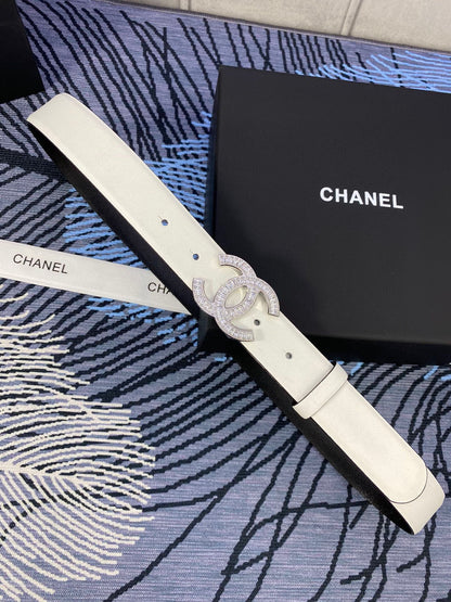 CHANEL 25S BELT 30 MM IN WHITE CALFSKIN WITH SILVER HARDWARE 615098