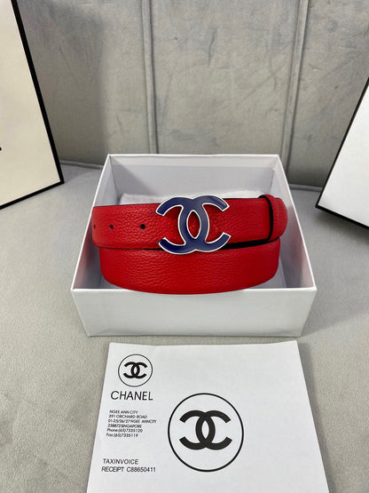 CC 30MM BELT IN CHERRY RED GRAINED CALFSKIN WITH NAVY BLUE METAL LOGO