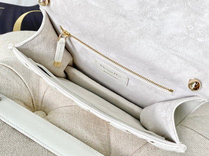 LIMITED BAG 21 IN WHITE LAMBSKIN