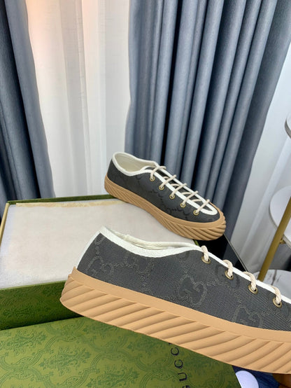 GG UNIQUE SNEAKER THICK-SOLE LEAD CANVAS