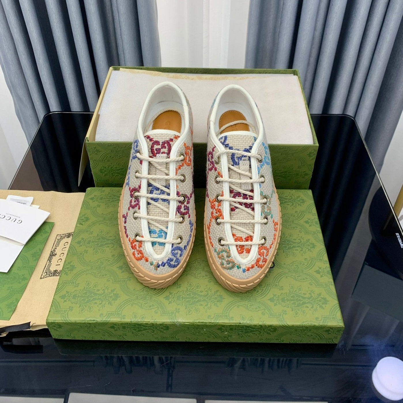 GG UNIQUE SNEAKER THICK-SOLE BEIGE CANVAS WITH PATTERN