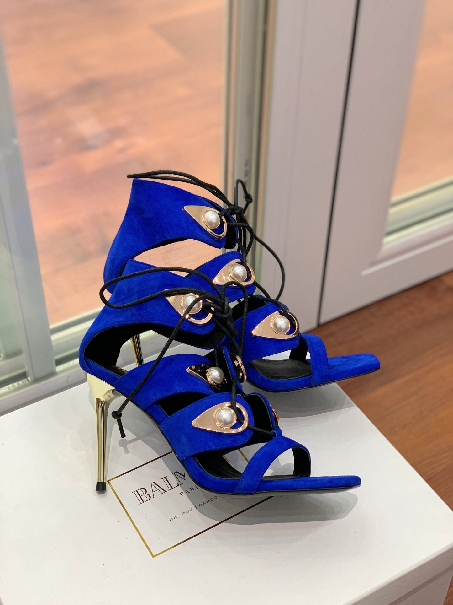 BALMAIN 25S HIGH HEELS 95MM IN DARK BLUE SUEDE WITH PEARL