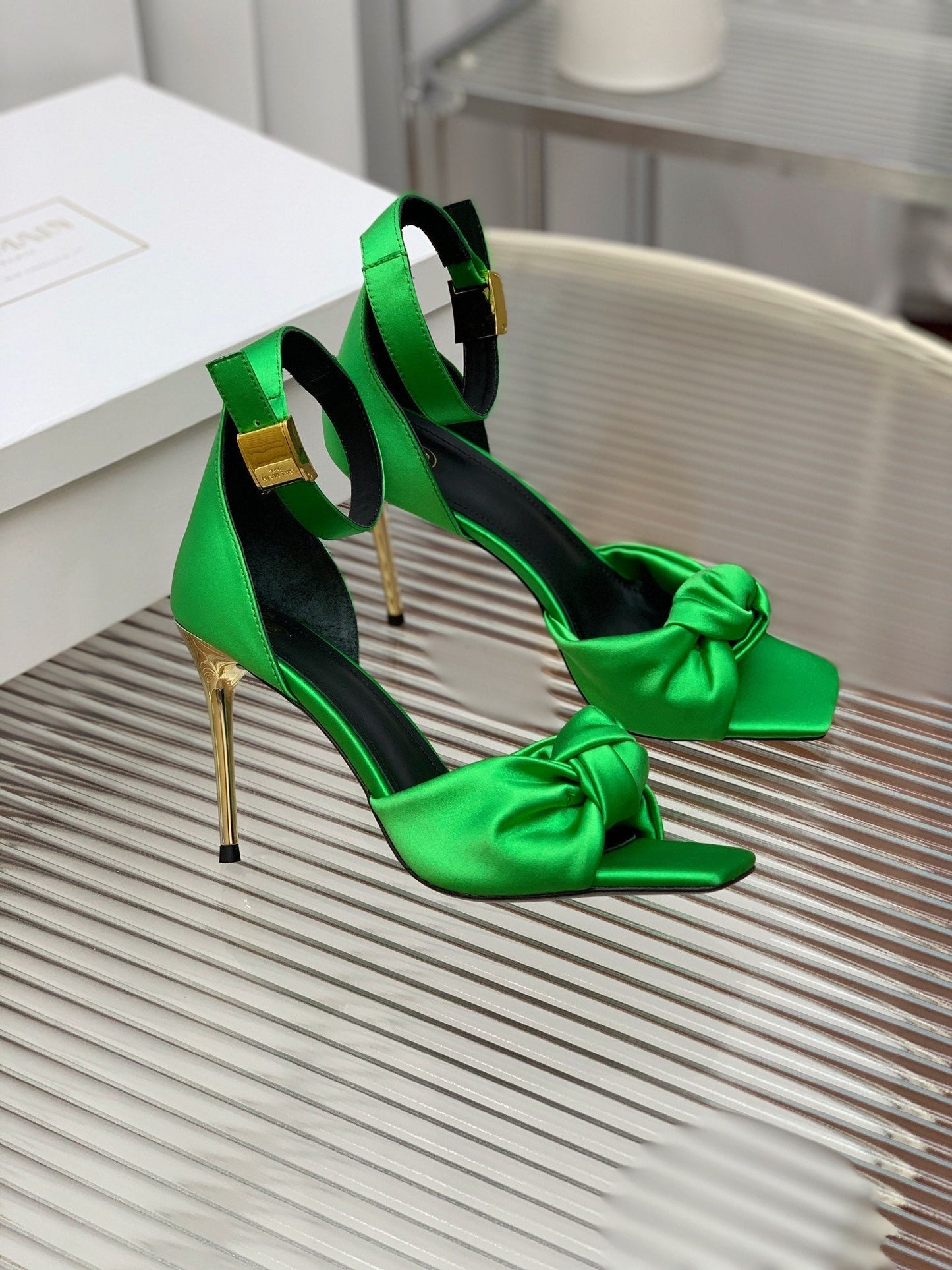 BALMAIN 25S KNOTTED HIGH HEELS 95MM IN KELLY GREEN SATIN