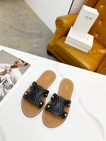 TRIOMPHE SLIDE IN BLACK CALFSKIN