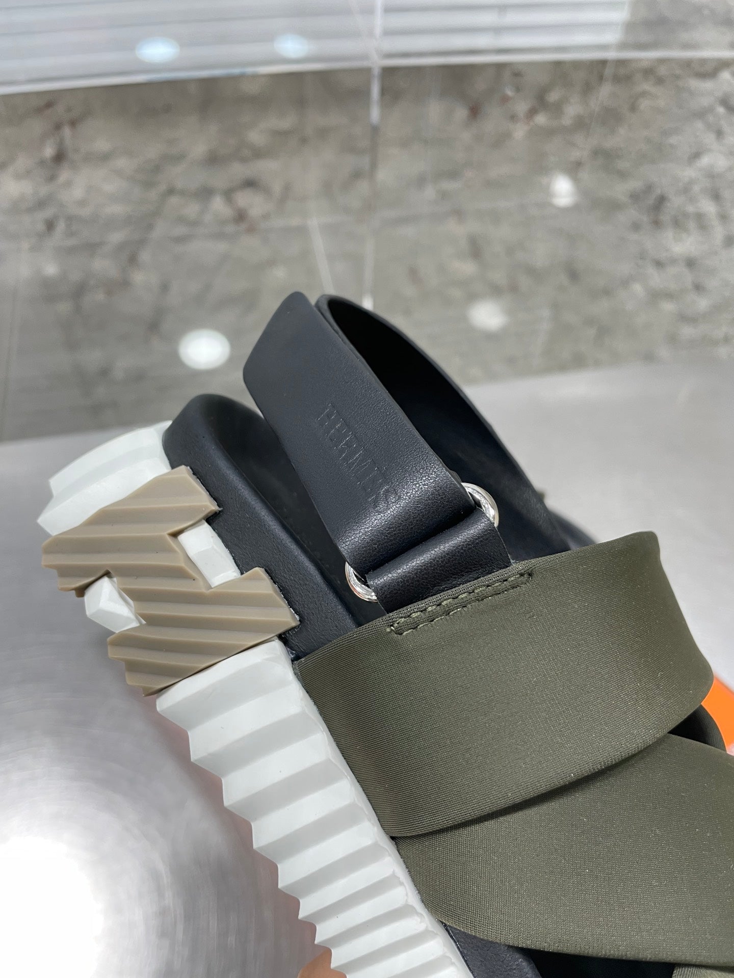 ELECTRIC SANDAL BLACK MIX DARK ARMY CALFSKIN