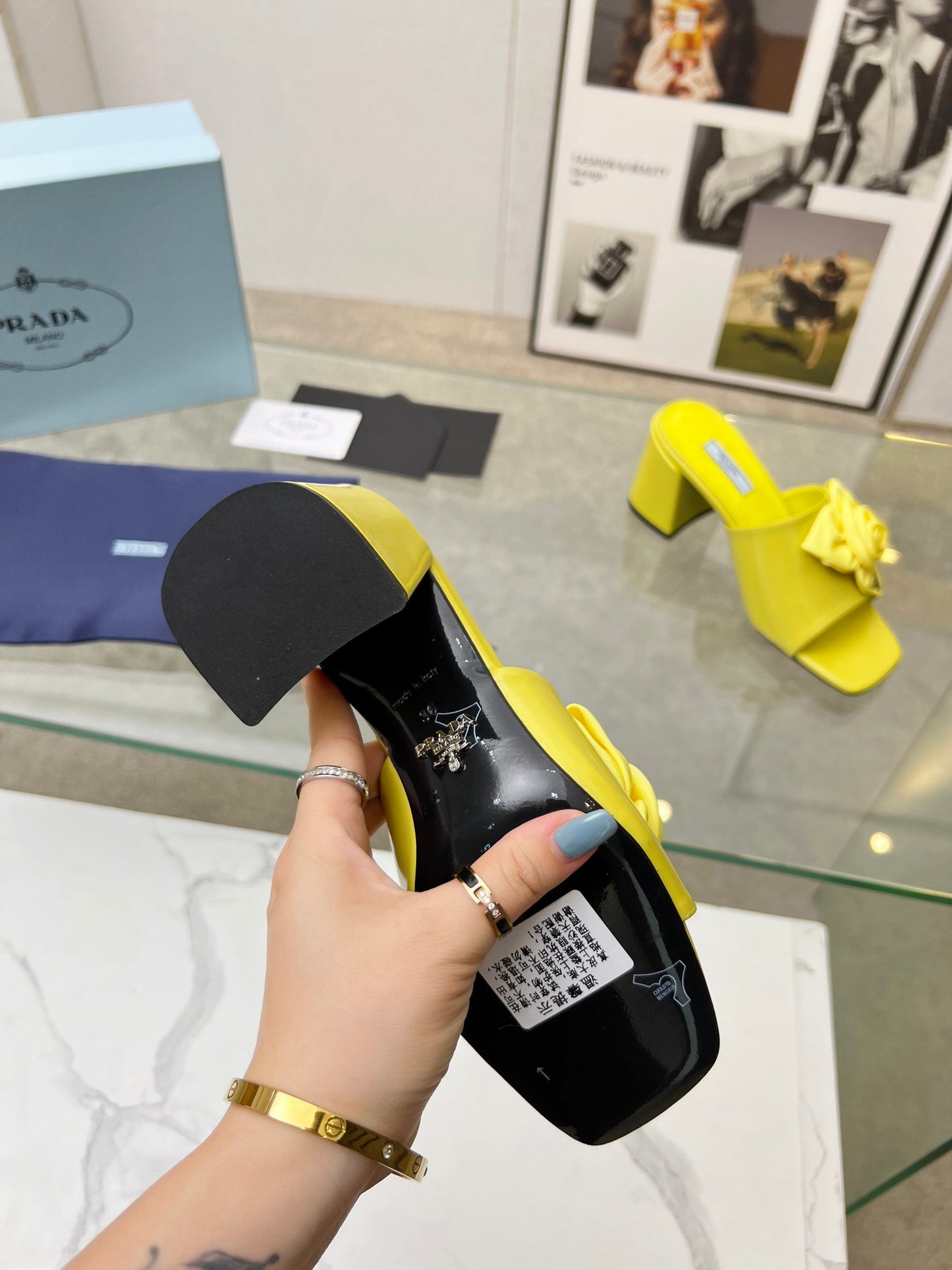 PRA FLOWER BLOCK HEELS 75 LEMON CALFSKIN