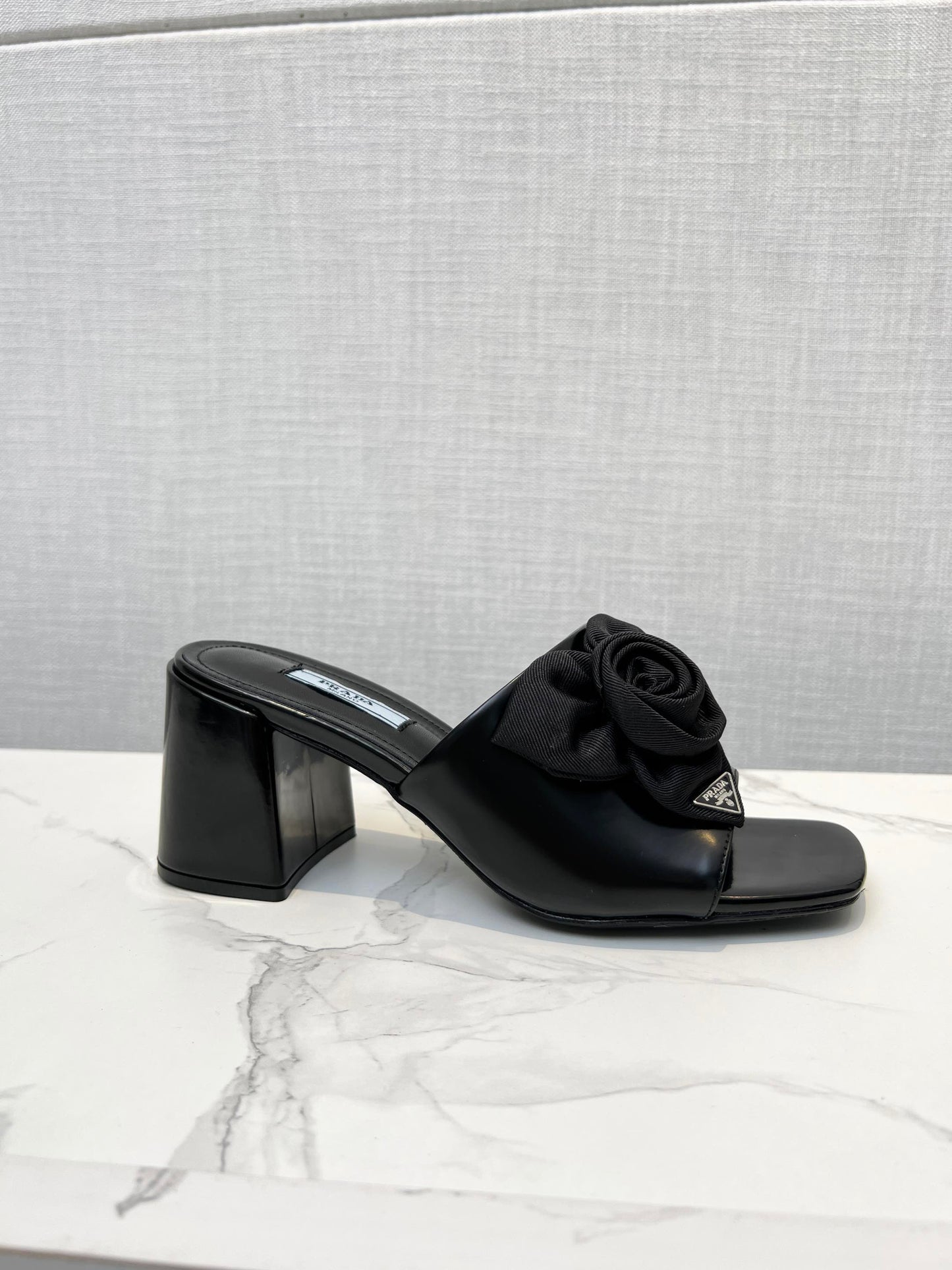 PRA FLOWER BLOCK HEELS 75 BLACK CALFSKIN