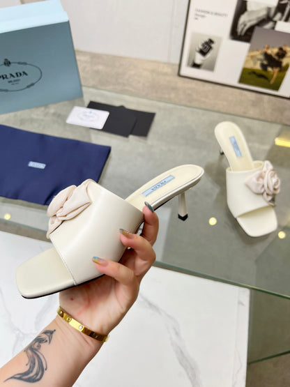 PRA FLOWER POINTED HEELS 55 IVORY CALFSKIN