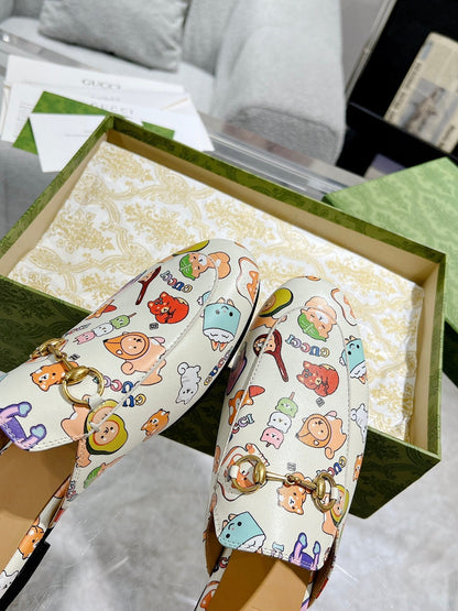 HORSEBIT SLIPPER MULE WITH CUTE ANIMAL PRINT IN WHITE CALFSKIN