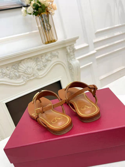 THONG SANDALS IN BRONZE BROWN CALFSKIN WITH GOLD LOGO